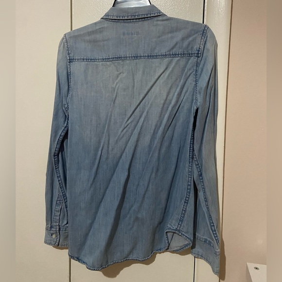 Women’s Button up shirt - Picture 2 of 4